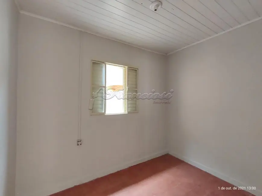 Casa com 3 quartos à venda, 200m2 em Vila Santa Isabel, Itapetininga - SP - imagem 3 Foto 3 de Casa com 3 quartos à venda, 200m2 em Vila Santa Isabel, Itapetininga - SP