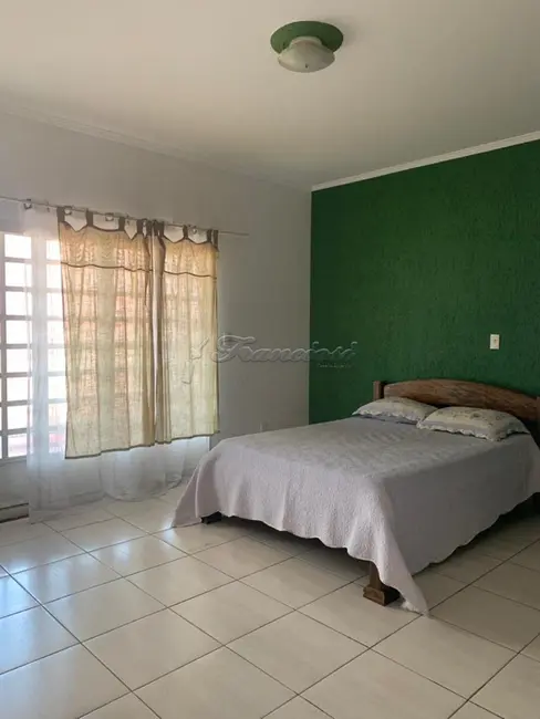 Foto 8 de Casa com 3 quartos à venda, 125m2 em Itapetininga - SP