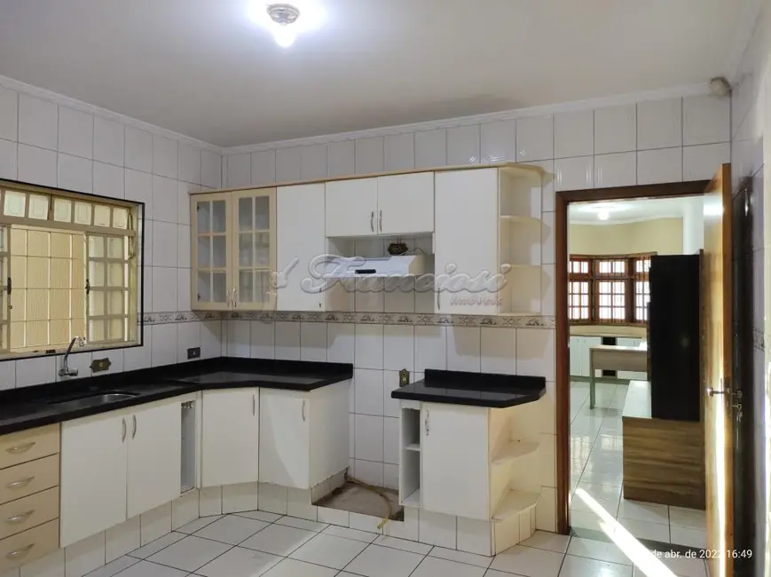 Casa com 2 quartos à venda, 157m2 em Parque Atenas do Sul, Itapetininga - SP - imagem 6 Foto 6 de Casa com 2 quartos à venda, 157m2 em Parque Atenas do Sul, Itapetininga - SP