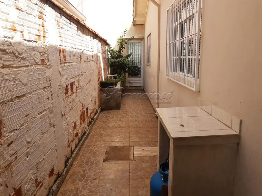 Casa com 3 quartos à venda, 150m2 em Jardim Fogaça, Itapetininga - SP - imagem 8 Foto 8 de Casa com 3 quartos à venda, 150m2 em Jardim Fogaça, Itapetininga - SP