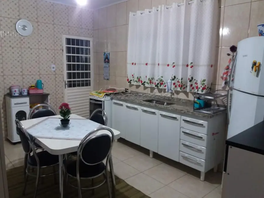 Casa com 3 quartos à venda, 150m2 em Jardim Fogaça, Itapetininga - SP - imagem 3 Foto 3 de Casa com 3 quartos à venda, 150m2 em Jardim Fogaça, Itapetininga - SP
