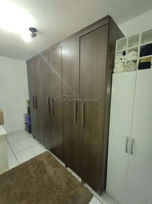 Casa com 3 quartos à venda, 190m2 em Centro, Campina Do Monte Alegre - SP - imagem 6 Foto 6 de Casa com 3 quartos à venda, 190m2 em Centro, Campina Do Monte Alegre - SP