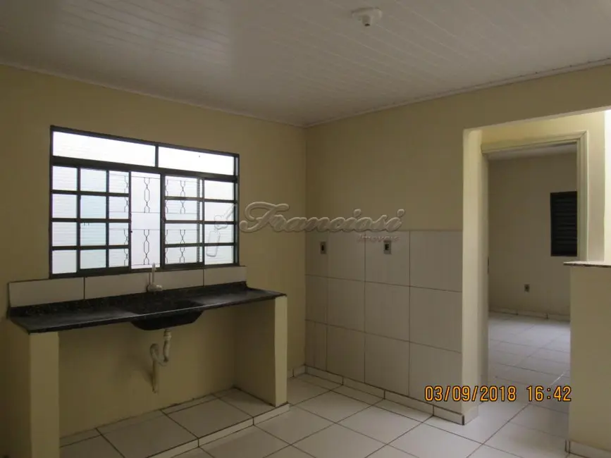 Casa com 3 quartos à venda, 125m2 em Vila Santana, Itapetininga - SP - imagem 8 Foto 8 de Casa com 3 quartos à venda, 125m2 em Vila Santana, Itapetininga - SP