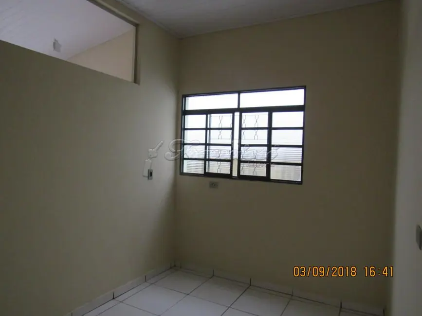 Casa com 3 quartos à venda, 125m2 em Vila Santana, Itapetininga - SP - imagem 4 Foto 4 de Casa com 3 quartos à venda, 125m2 em Vila Santana, Itapetininga - SP