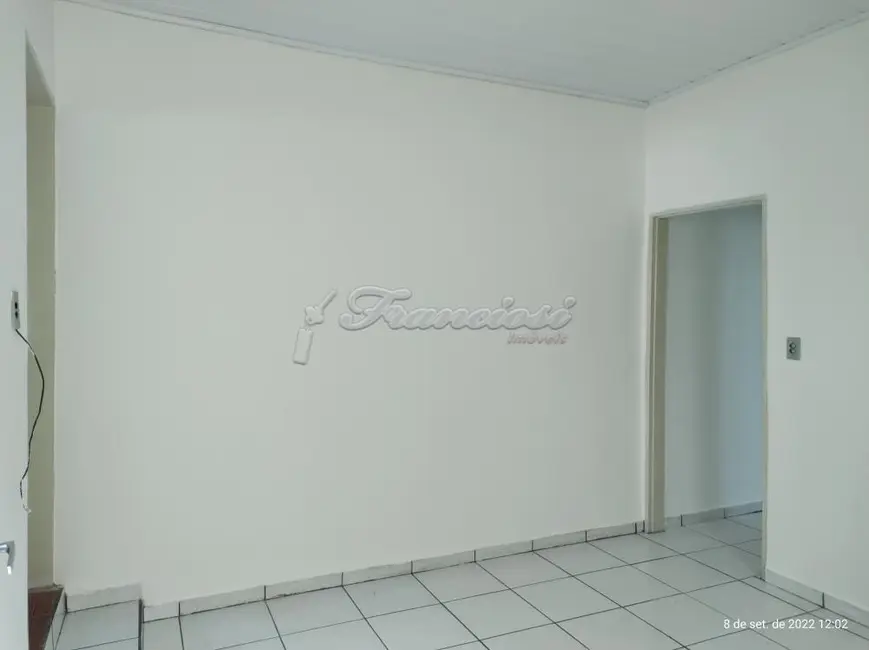 Foto 1 de Casa com 2 quartos à venda, 150m2 em Vila Aliança, Itapetininga - SP