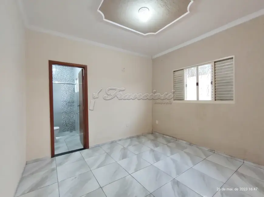 Foto 8 de Casa com 3 quartos para alugar, 150m2 em Jardim Brasil, Itapetininga - SP