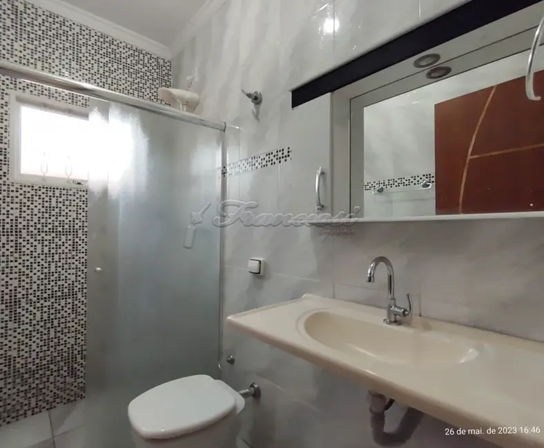 Foto 6 de Casa com 3 quartos para alugar, 150m2 em Jardim Brasil, Itapetininga - SP