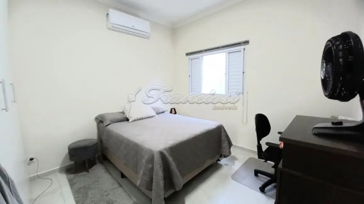 Foto 6 de Casa com 2 quartos à venda, 130m2 em Vila Nova Itapetininga, Itapetininga - SP