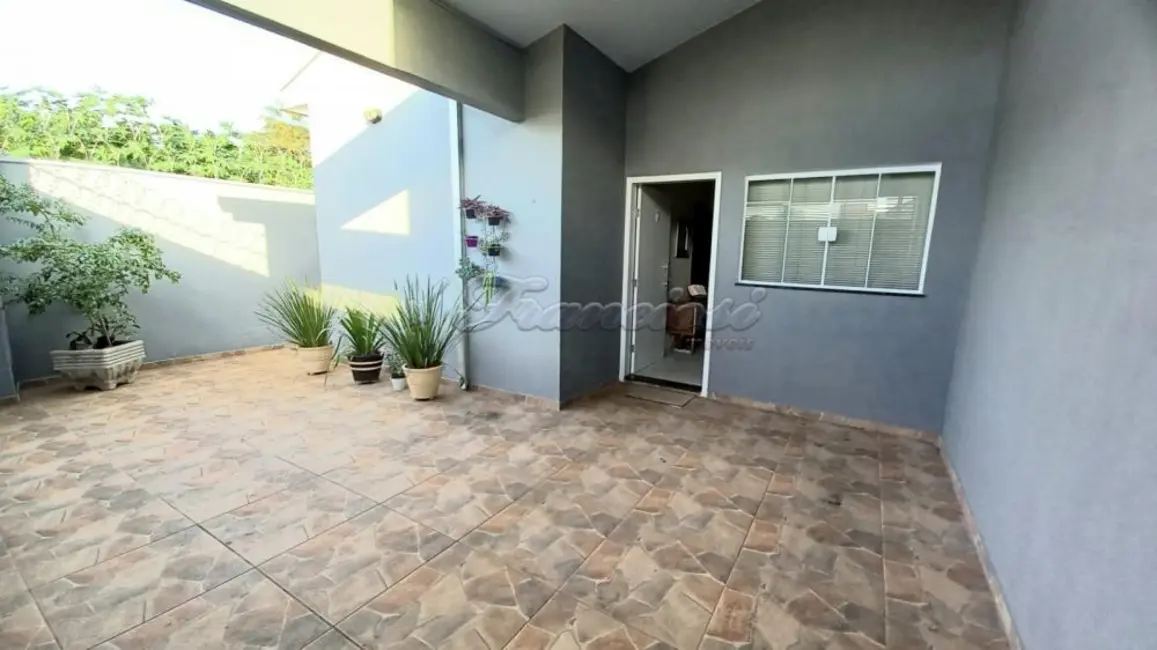 Foto 1 de Casa com 2 quartos à venda, 130m2 em Vila Nova Itapetininga, Itapetininga - SP