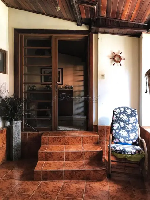 Foto 3 de Casa com 3 quartos à venda, 495m2 em Campina Do Monte Alegre - SP