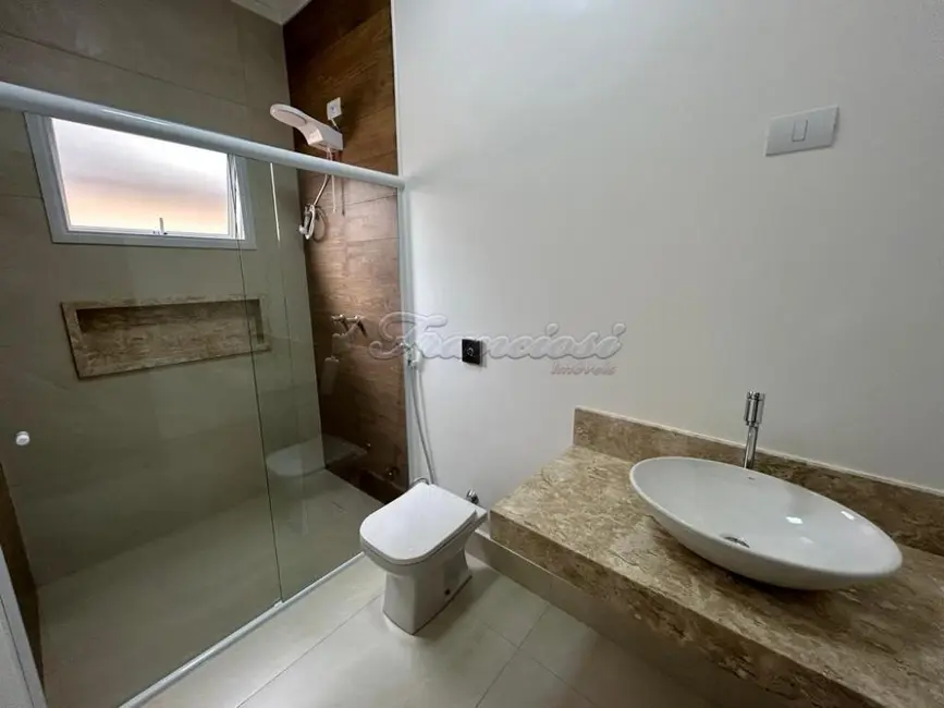 Foto 9 de Casa de Condomínio com 3 quartos à venda, 175m2 em Terras de Santo Antônio, Itapetininga - SP