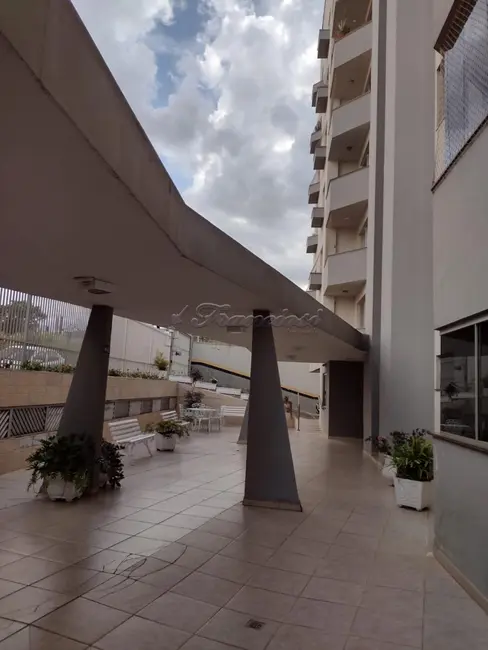 Foto 3 de Apartamento com 3 quartos à venda, 98m2 em Jardim Planalto, Bauru - SP