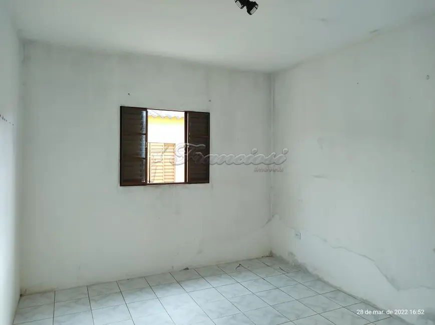 Foto 9 de Casa com 2 quartos à venda, 144m2 em Jardim Vieira de Moraes, Itapetininga - SP