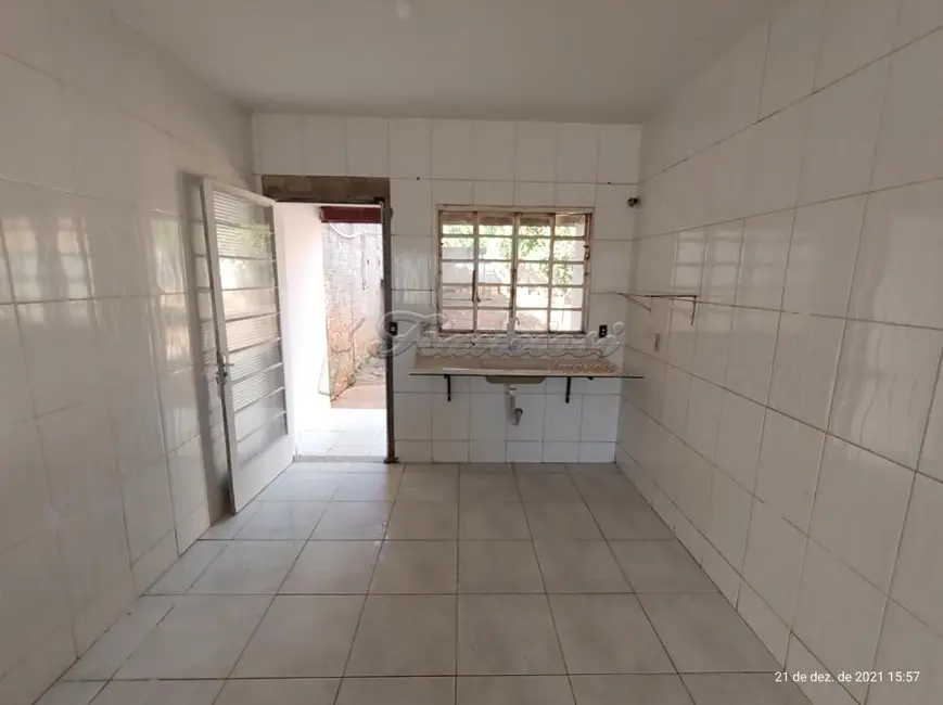 Casa com 2 quartos à venda, 206m2 em Jardim Santa Inêz, Itapetininga - SP - imagem 4 Foto 4 de Casa com 2 quartos à venda, 206m2 em Jardim Santa Inêz, Itapetininga - SP