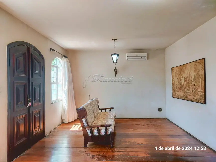 Casa com 3 quartos à venda, 231m2 em Vila Rosa, Itapetininga - SP - imagem 1 Foto 1 de Casa com 3 quartos à venda, 231m2 em Vila Rosa, Itapetininga - SP