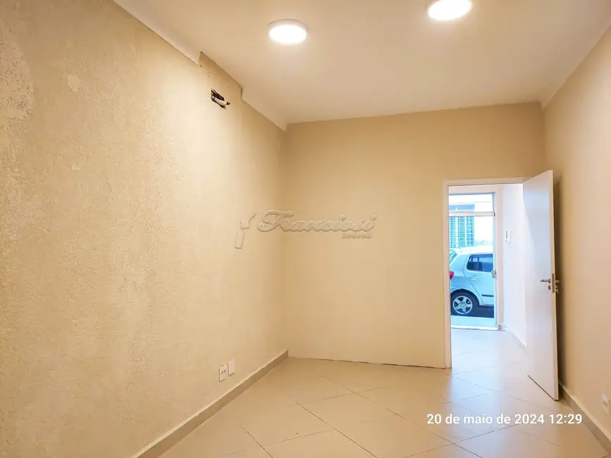 Prédio Inteiro para alugar, 60m2 em Centro, Itapetininga - SP - imagem 4 Foto 4 de Prédio Inteiro para alugar, 60m2 em Centro, Itapetininga - SP