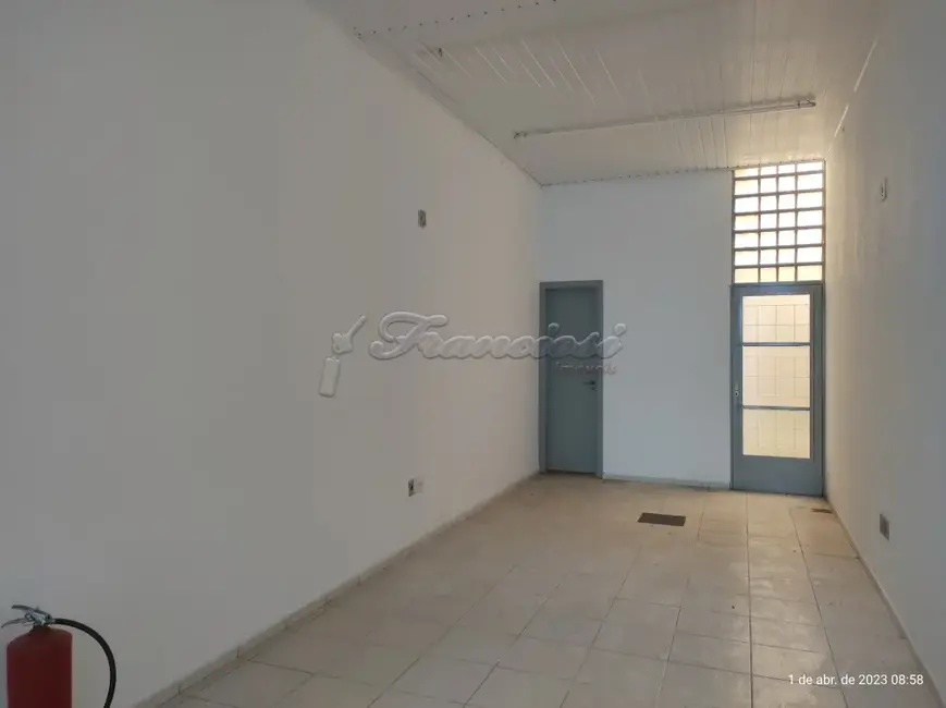 Foto 3 de Prédio Inteiro para alugar, 336m2 em Centro, Itapetininga - SP