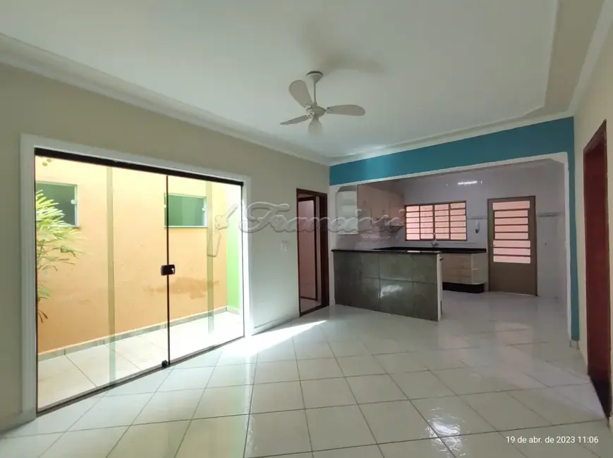 Foto 4 de Casa com 3 quartos à venda, 300m2 em Vila Carolina, Itapetininga - SP