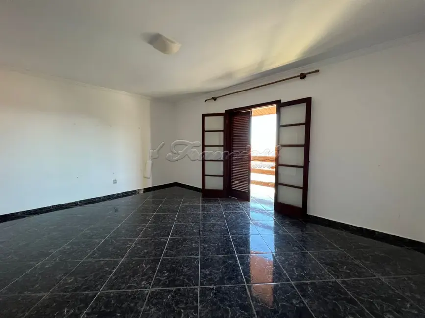 Casa com 4 quartos à venda, 407m2 em Itapetininga - SP - imagem 4 Foto 4 de Casa com 4 quartos à venda, 407m2 em Itapetininga - SP
