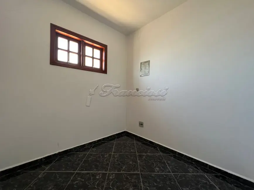 Casa com 4 quartos à venda, 407m2 em Itapetininga - SP - imagem 6 Foto 6 de Casa com 4 quartos à venda, 407m2 em Itapetininga - SP