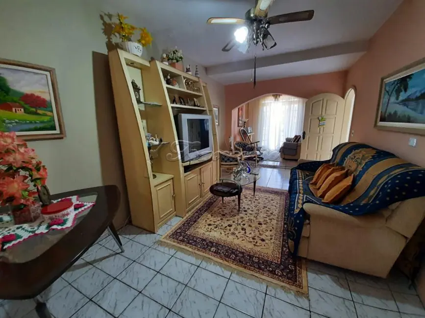 Foto 1 de Casa com 2 quartos à venda, 131m2 em Vila Piedade, Itapetininga - SP