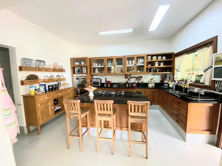 Casa com 3 quartos à venda, 439m2 em Jardim Colombo, Itapetininga - SP - imagem 3 Foto 3 de Casa com 3 quartos à venda, 439m2 em Jardim Colombo, Itapetininga - SP