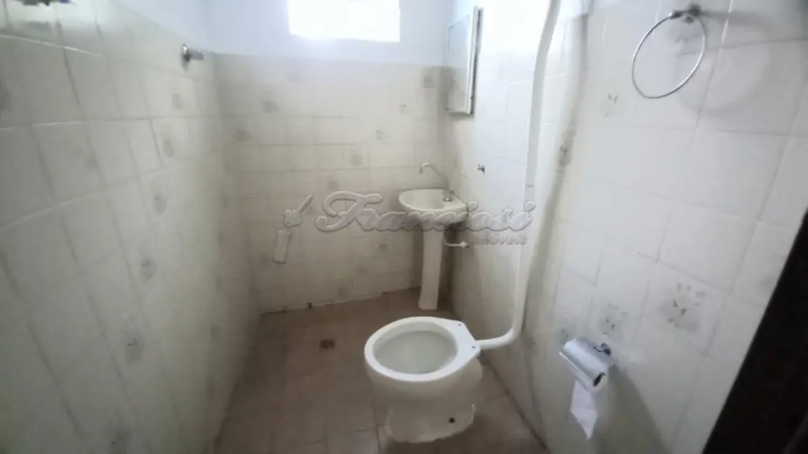 Casa com 1 quarto à venda, 50m2 em Jardim Monte Santo, Itapetininga - SP - imagem 4 Foto 4 de Casa com 1 quarto à venda, 50m2 em Jardim Monte Santo, Itapetininga - SP