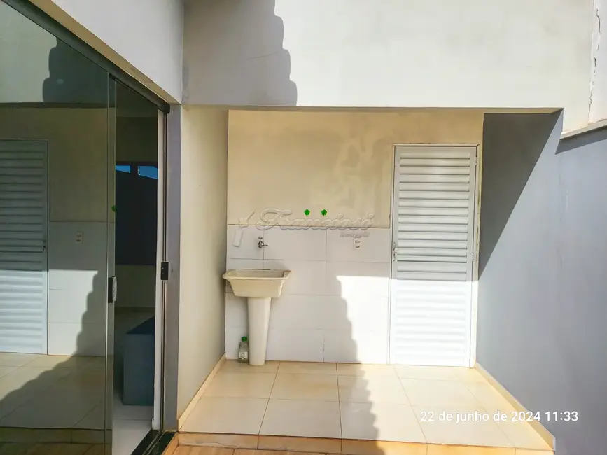 Casa com 2 quartos à venda, 180m2 em Vila Nastri, Itapetininga - SP - imagem 9 Foto 9 de Casa com 2 quartos à venda, 180m2 em Vila Nastri, Itapetininga - SP
