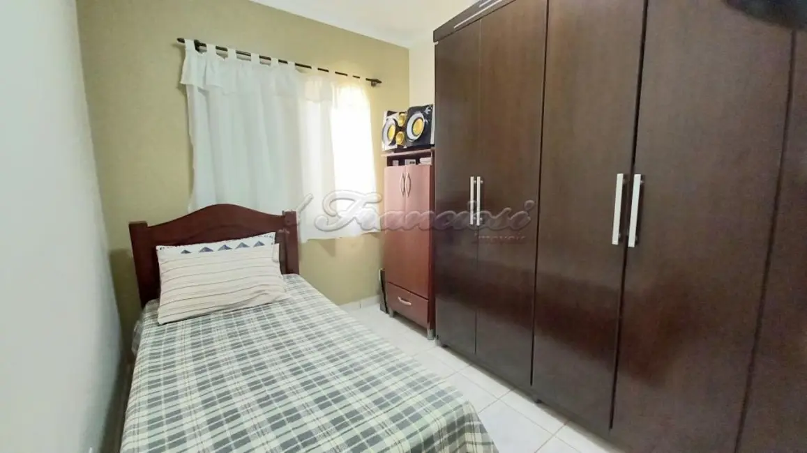 Casa com 2 quartos à venda, 86m2 em Itapetininga - SP - imagem 6 Foto 6 de Casa com 2 quartos à venda, 86m2 em Itapetininga - SP