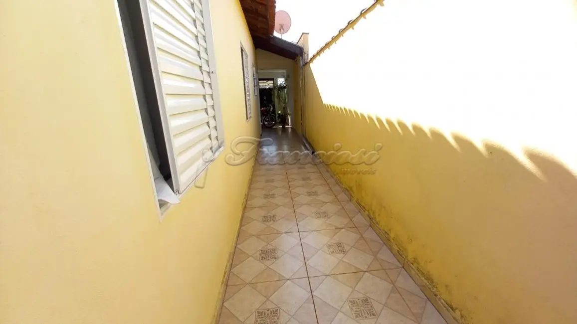 Casa com 2 quartos à venda, 86m2 em Itapetininga - SP - imagem 8 Foto 8 de Casa com 2 quartos à venda, 86m2 em Itapetininga - SP