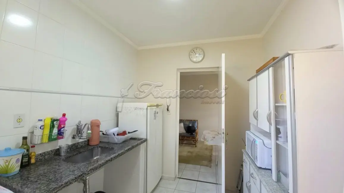 Casa com 2 quartos à venda, 86m2 em Itapetininga - SP - imagem 2 Foto 2 de Casa com 2 quartos à venda, 86m2 em Itapetininga - SP