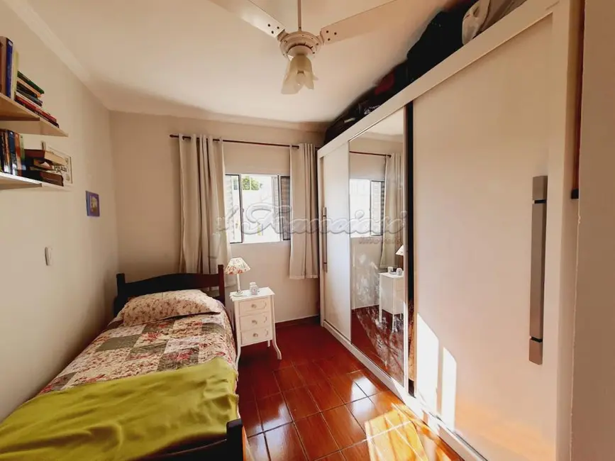 Casa com 3 quartos à venda, 201m2 em Jardim Mesquita, Itapetininga - SP - imagem 7 Foto 7 de Casa com 3 quartos à venda, 201m2 em Jardim Mesquita, Itapetininga - SP