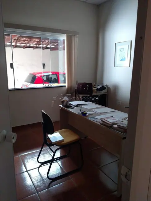 Foto 5 de Prédio Inteiro à venda, 204m2 em Centro, Guarei - SP