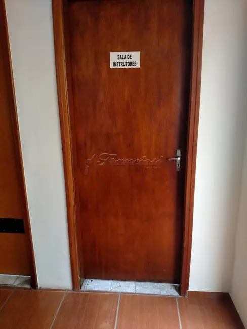 Foto 6 de Prédio Inteiro à venda, 204m2 em Centro, Guarei - SP