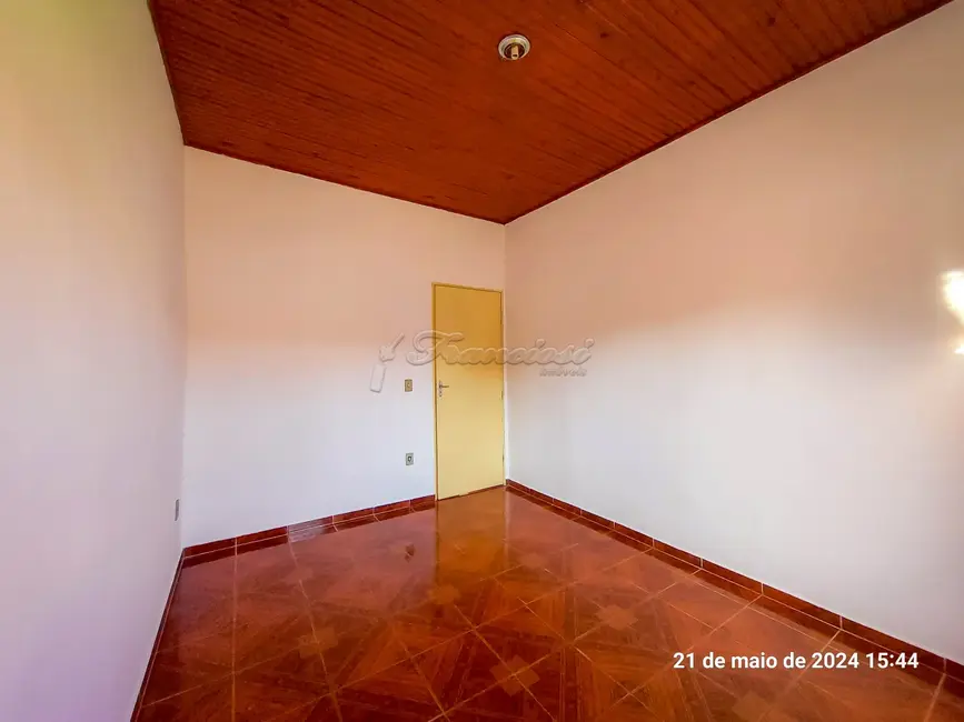 Foto 6 de Casa com 3 quartos para alugar, 111m2 em Itapetininga - SP