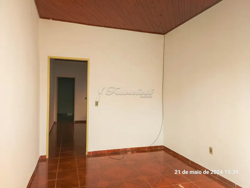 Foto 1 de Casa com 3 quartos para alugar, 111m2 em Itapetininga - SP