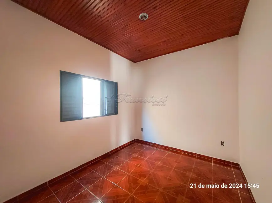 Foto 7 de Casa com 3 quartos para alugar, 111m2 em Itapetininga - SP