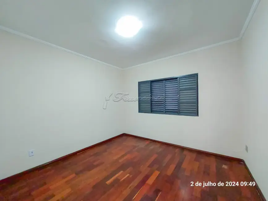 Casa com 2 quartos para alugar, 90m2 em Vila Rosa, Itapetininga - SP - imagem 8 Foto 8 de Casa com 2 quartos para alugar, 90m2 em Vila Rosa, Itapetininga - SP