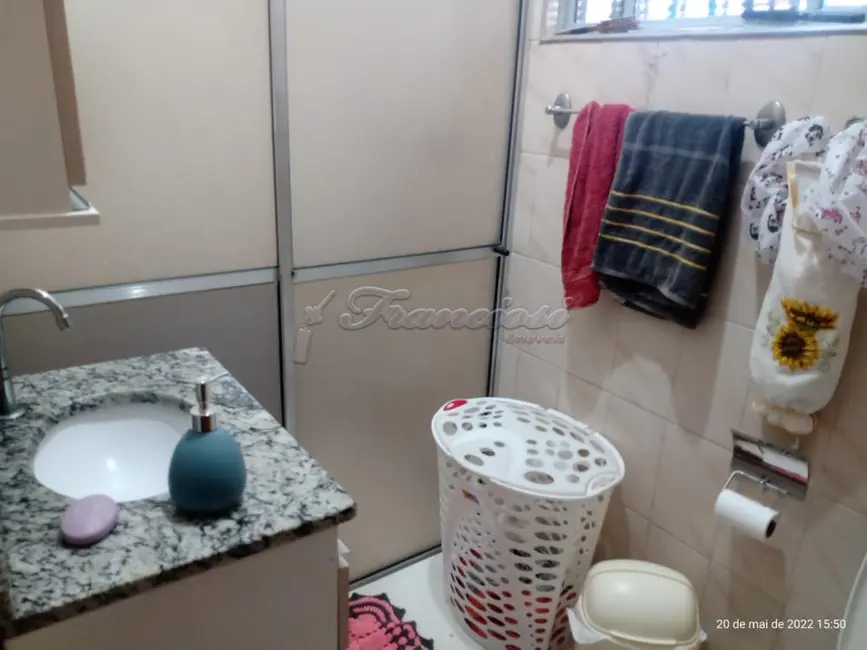 Casa com 3 quartos à venda, 15m2 em Vila Vendramini, Itapetininga - SP - imagem 5 Foto 5 de Casa com 3 quartos à venda, 15m2 em Vila Vendramini, Itapetininga - SP
