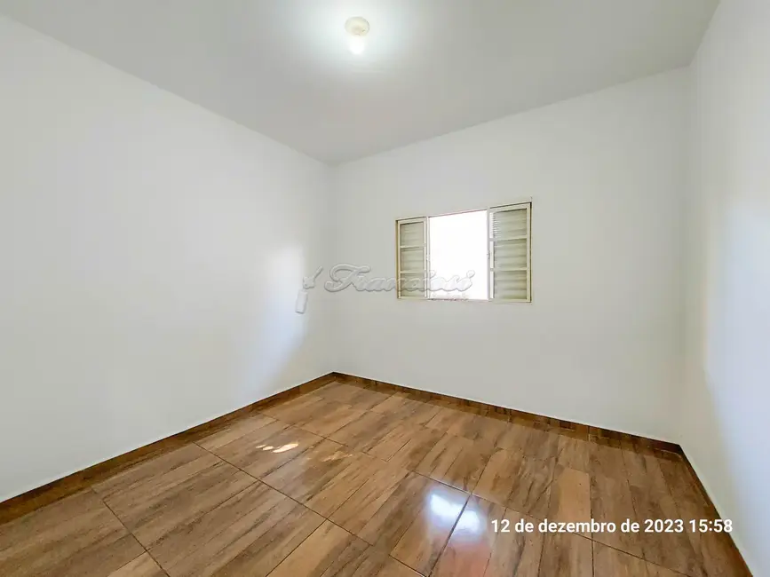Foto 8 de Casa com 3 quartos à venda, 225m2 em Itapetininga - SP