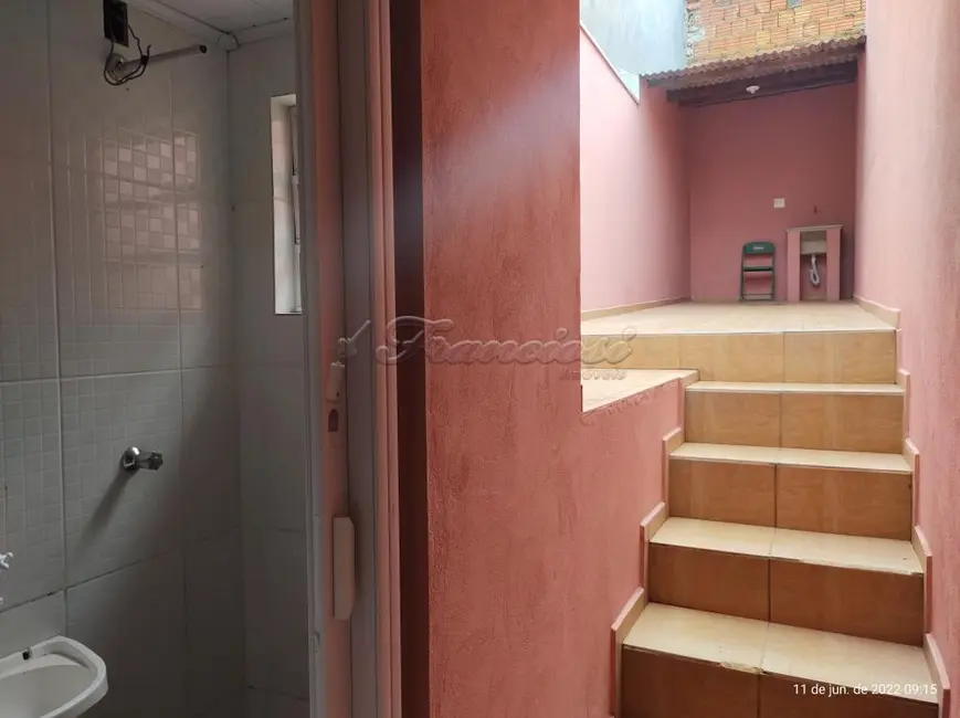 Casa com 1 quarto à venda, 140m2 em Vila Nova, Itapetininga - SP - imagem 5 Foto 5 de Casa com 1 quarto à venda, 140m2 em Vila Nova, Itapetininga - SP