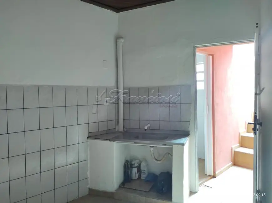 Casa com 1 quarto à venda, 140m2 em Vila Nova, Itapetininga - SP - imagem 4 Foto 4 de Casa com 1 quarto à venda, 140m2 em Vila Nova, Itapetininga - SP