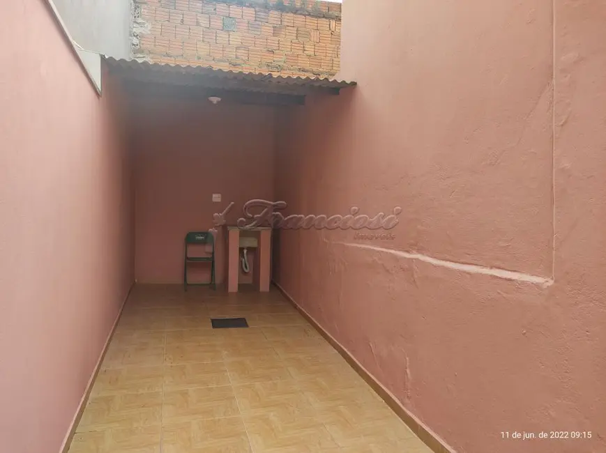 Casa com 1 quarto à venda, 140m2 em Vila Nova, Itapetininga - SP - imagem 8 Foto 8 de Casa com 1 quarto à venda, 140m2 em Vila Nova, Itapetininga - SP