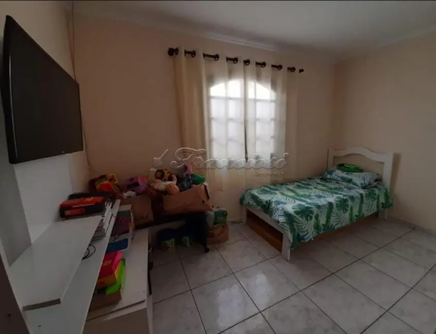 Foto 7 de Casa com 3 quartos à venda, 150m2 em Vila Carolina, Itapetininga - SP