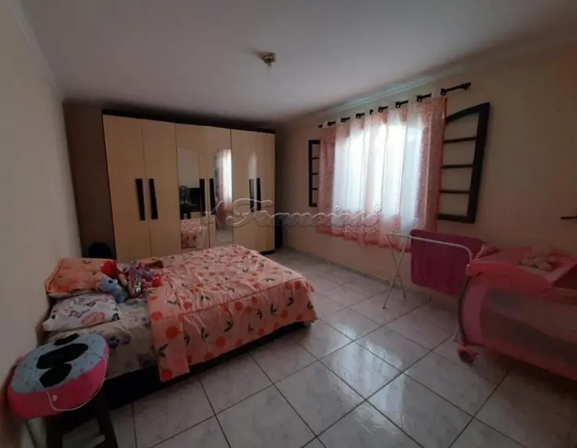Foto 6 de Casa com 3 quartos à venda, 150m2 em Vila Carolina, Itapetininga - SP