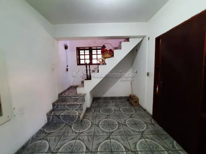 Foto 9 de Casa com 3 quartos à venda, 150m2 em Vila Santana, Itapetininga - SP