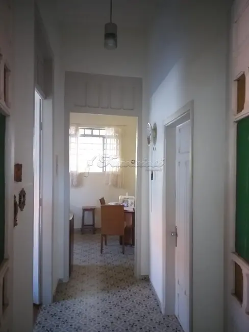 Casa com 4 quartos à venda, 320m2 em Centro, Lins - SP - imagem 8 Foto 8 de Casa com 4 quartos à venda, 320m2 em Centro, Lins - SP