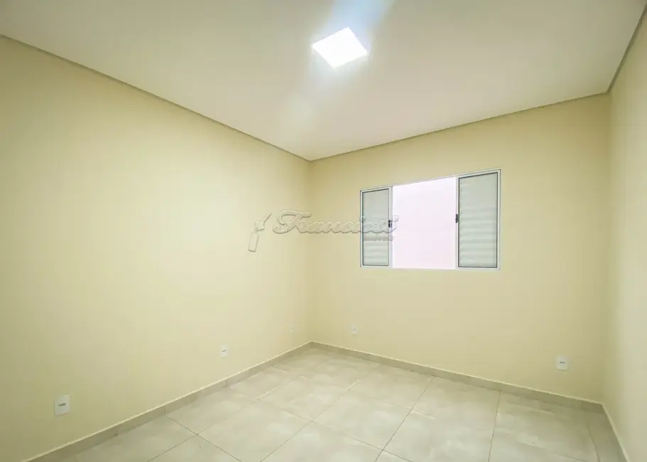 Casa com 2 quartos à venda, 150m2 em Itapetininga - SP - imagem 4 Foto 4 de Casa com 2 quartos à venda, 150m2 em Itapetininga - SP