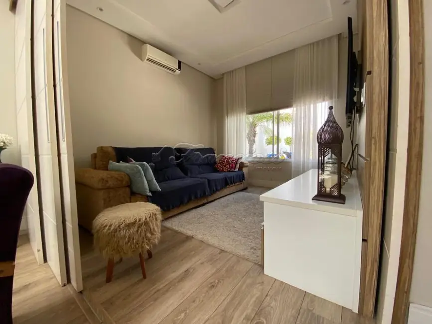 Casa de Condomínio à venda, 300m2 em Jardim Marabá, Itapetininga - SP - imagem 8 Foto 8 de Casa de Condomínio à venda, 300m2 em Jardim Marabá, Itapetininga - SP