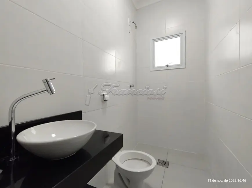 Foto 3 de Kitnet com 1 quarto para alugar, 26m2 em Jardim Brasil, Itapetininga - SP